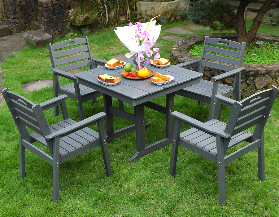 Rasa Grey Moderni Quadrati Dining Set cum Verticali Backrest